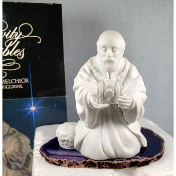 Vintage 1982 Avon Nativity Collectibles The Magi Melchior Porcleain Figurine - Picture 6 of 16